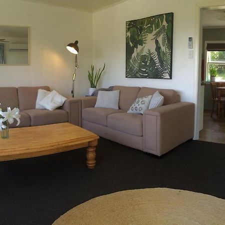 Tahuna Hills Guesthouse Nelson Esterno foto
