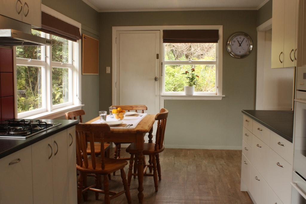 Tahuna Hills Guesthouse Nelson Esterno foto